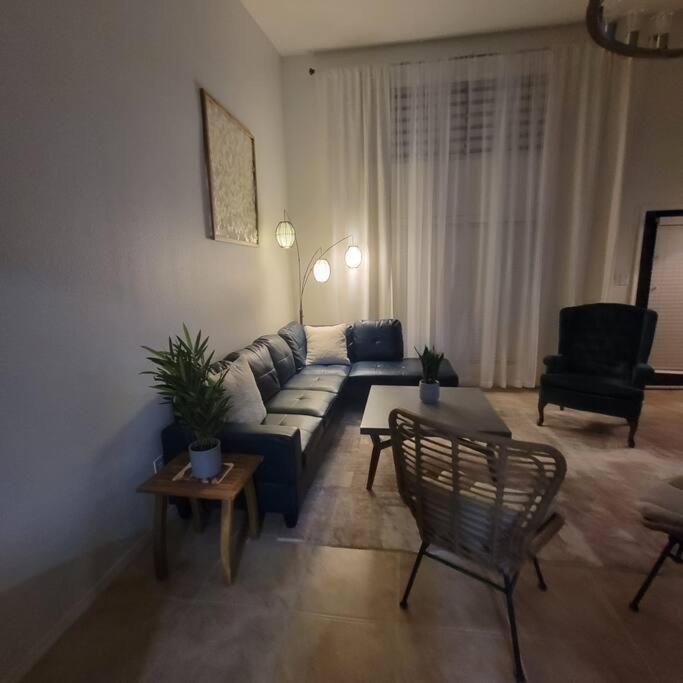 The Ritz Spa Sanctuary Hot Tub/Patio/Fam/Pet 라스크루시스 외부 사진